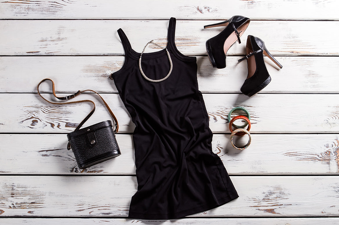 Smashing black dress with accessories